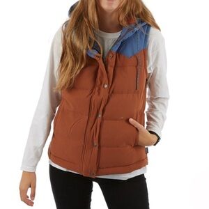 Patagonia Bivy Hooded Puffer Vest/Brown & Blue/ Snap and Zip Front/600 fill Down